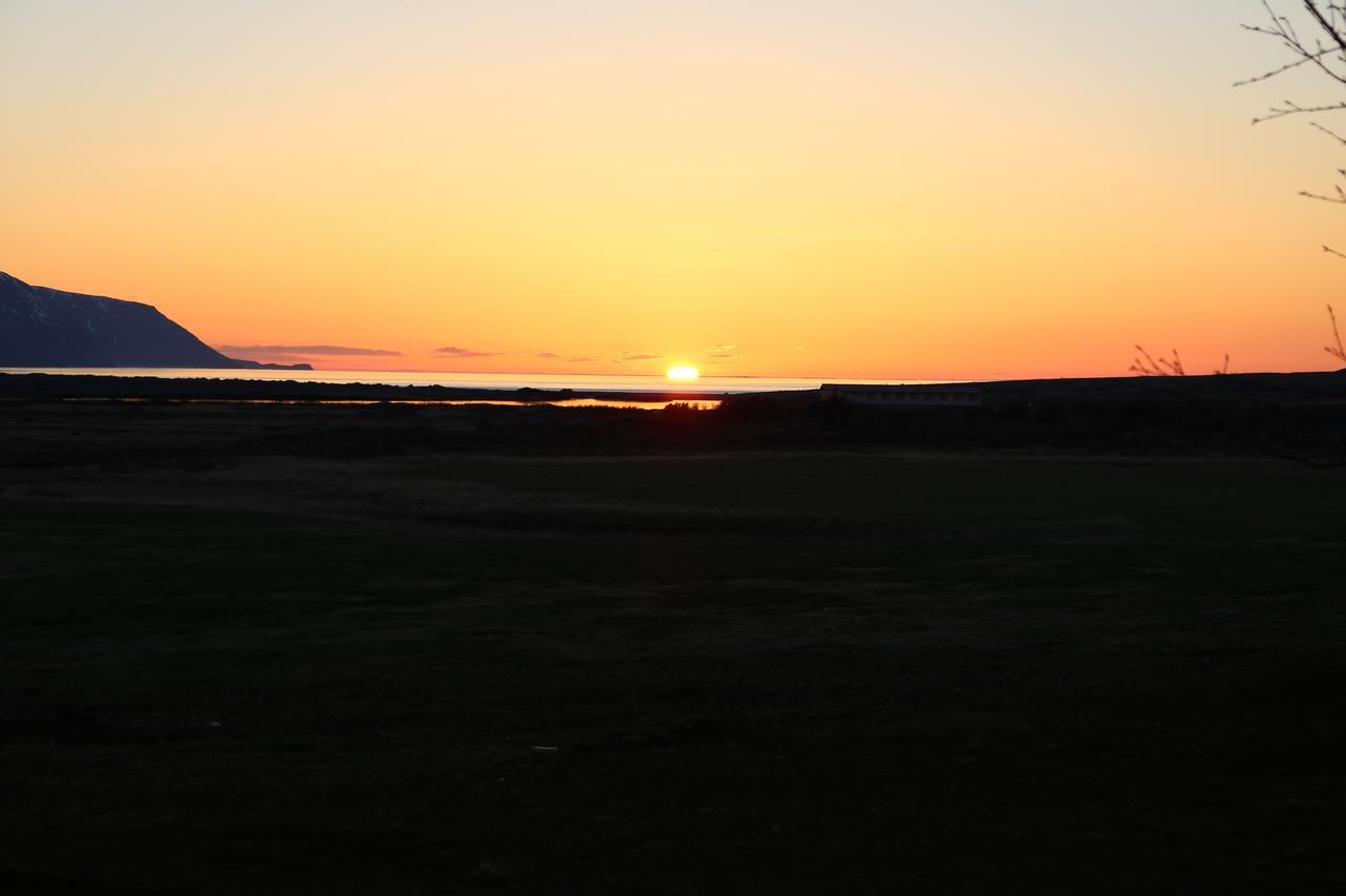 Laxhus Villa Húsavík Buitenkant foto