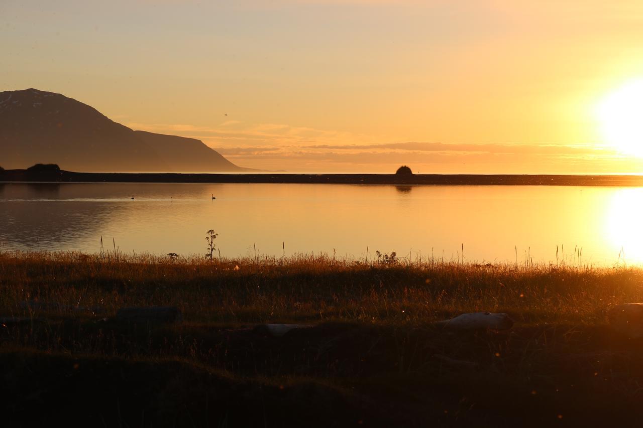 Laxhus Villa Húsavík Buitenkant foto